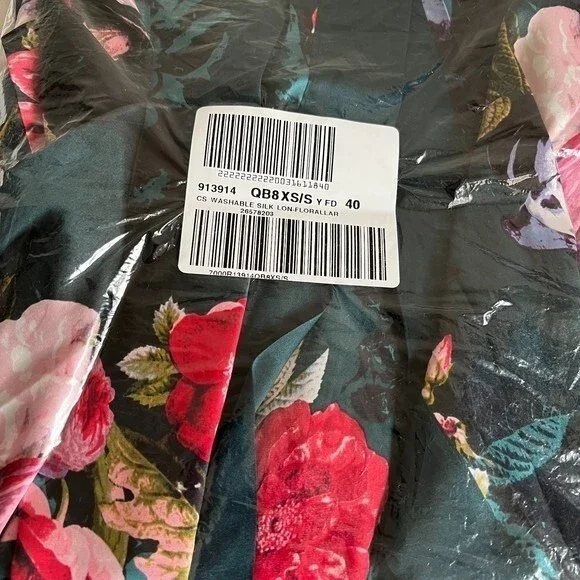 VICTORIA'S SECRET 100% Silk Robe w/ Tags, Size XS/S